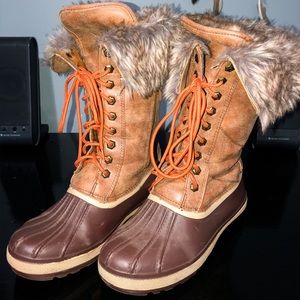 Bamboo Tan Faux Fur Cuff Lace Up Duck Boots